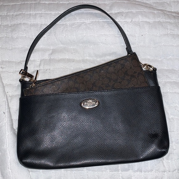 Coach Black Pop Up Wristlet - Picture 1 of 9